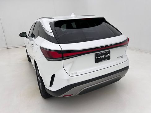 Used 2024 Lexus RX 350 Premium w/ Accessory Package (Z1) AWD/4WD image 8