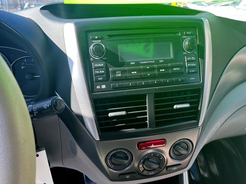 Used 2013 Subaru Forester 2.5X image 12