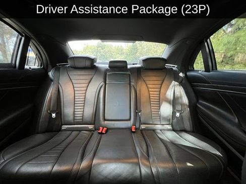 Used 2018 Mercedes-Benz S 560 Sedan image 4