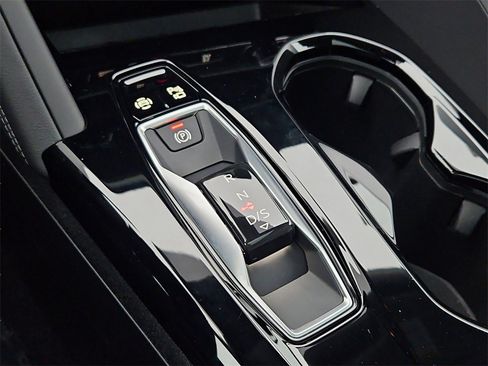 New 2025 Audi Q5 Premium Plus image 21