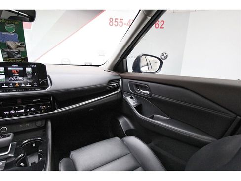 Certified 2022 Nissan Rogue SL w/ SL Premium Package image 8