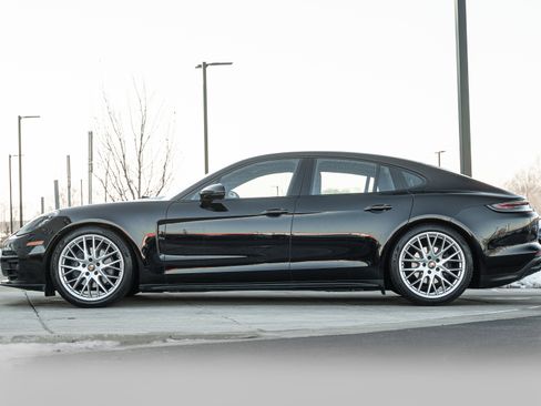 Used 2023 Porsche Panamera 4 image 6