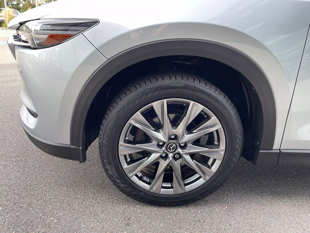 Used 2021 MAZDA CX-5 Signature AWD/4WD image 8