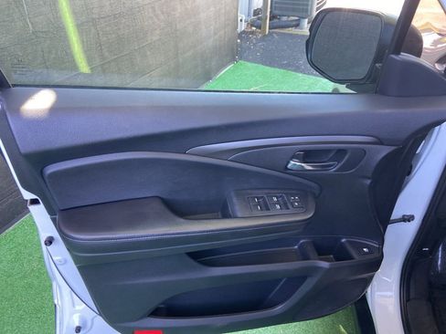 Used 2021 Honda Passport Sport image 30
