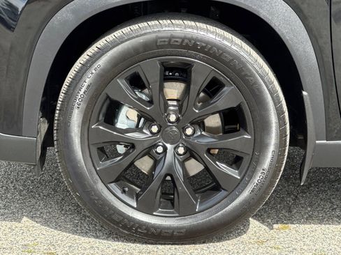 Used 2024 Toyota Grand Highlander Limited image 25