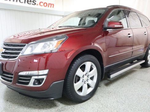 Used 2015 Chevrolet Traverse LTZ AWD/4WD image 2