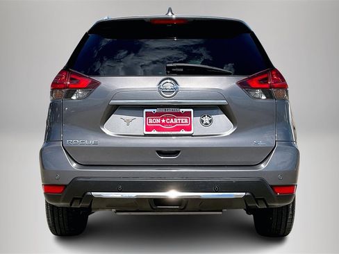 Used 2019 Nissan Rogue SL image 6