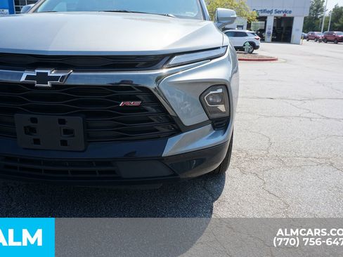 Used 2025 Chevrolet Blazer RS FWD image 19