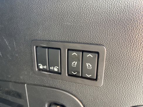 Used 2019 Chevrolet Tahoe Premier w/ RST 6.2L Performance Edition image 13