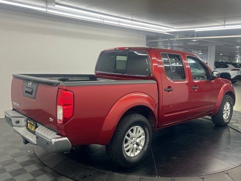 Used 2014 Nissan Frontier SV w/ SV Value Truck Package RWD image 5