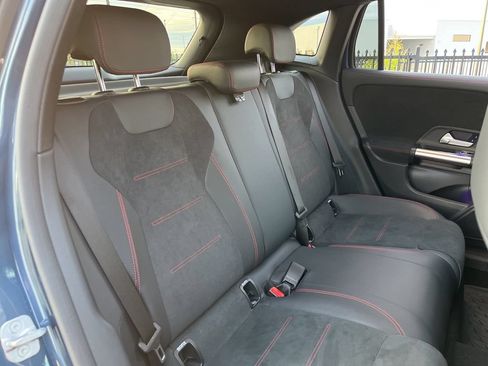 Used 2023 Mercedes-Benz GLA 250 4MATIC image 27