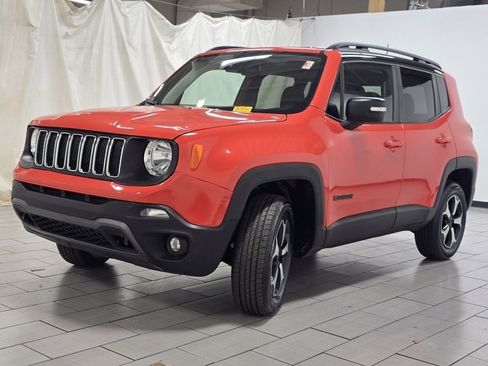 Used 2021 Jeep Renegade Trailhawk image 10