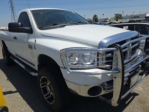 Used 2007 Dodge Ram 2500 Truck SLT w/ Trailer Tow Group AWD/4WD image 2
