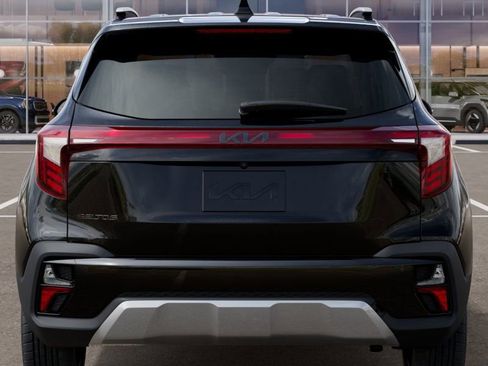 New 2025 Kia Seltos S image 13