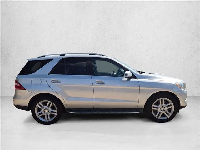 Used 2015 Mercedes-Benz ML 350 4MATIC image 4