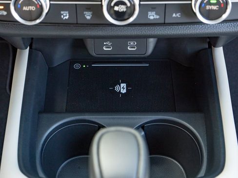 New 2027 Honda HR-V EX-L image 21