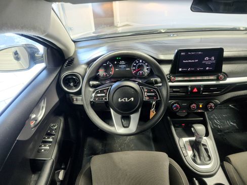 Used 2023 Kia Forte LXS image 16