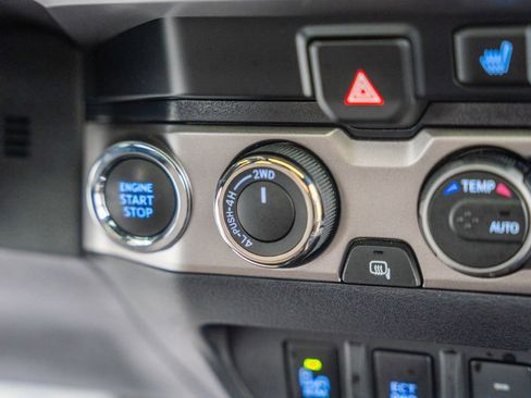 Certified 2023 Toyota Tacoma Limited image 28