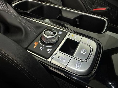 Used 2024 Kia Telluride SX Prestige X-Pro AWD/4WD image 18