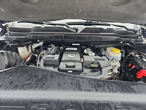 Used 2020 RAM 2500 Laramie image 41