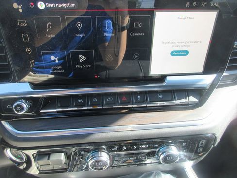 New 2026 GMC Sierra 1500 SLT AWD/4WD image 18