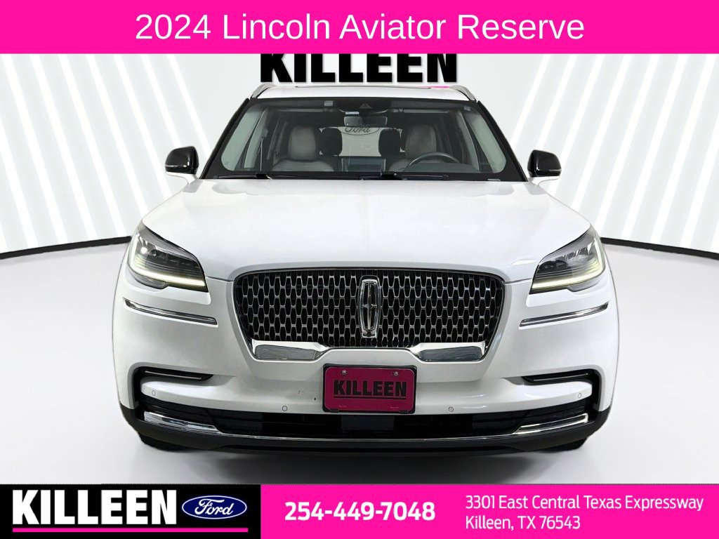 Used 2024 Lincoln Aviator Reserve w/ Elements Package Plus RWD image 2