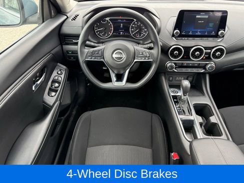 Used 2025 Nissan Sentra SV image 29