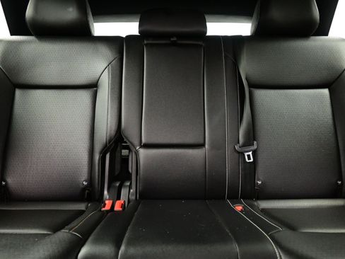 Used 2020 Volkswagen Atlas Cross Sport SE image 17