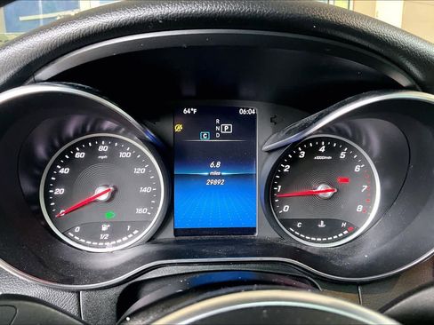 Used 2022 Mercedes-Benz GLC 300 image 25