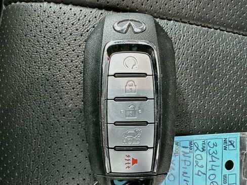 Used 2024 INFINITI QX60 Luxe AWD/4WD image 18