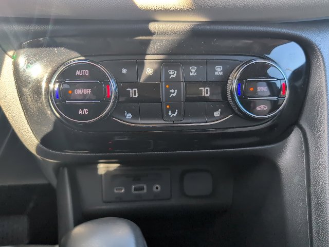 Used 2022 Buick Encore GX Essence w/ Advanced Technology Package AWD/4WD image 22