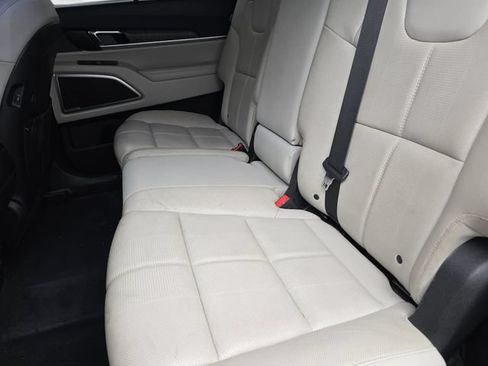 Used 2024 Kia Telluride EX FWD image 14