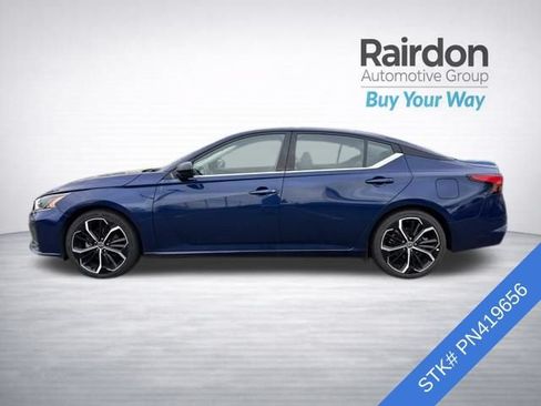 Used 2023 Nissan Altima 2.5 SR FWD image 4