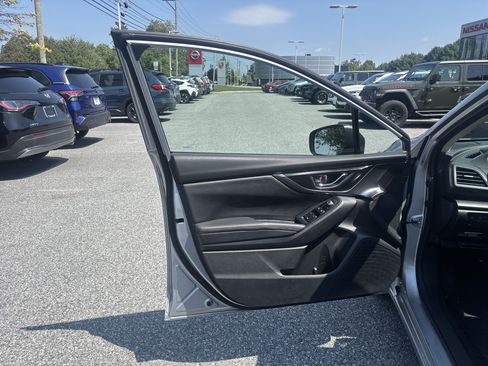 Used 2019 Subaru Impreza 2.0i Limited AWD/4WD image 31