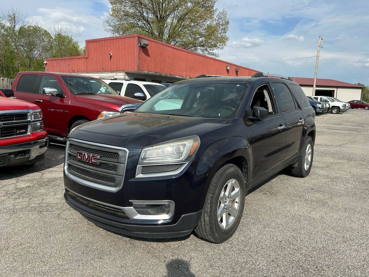 Used 2015 GMC Acadia SLE FWD image 2
