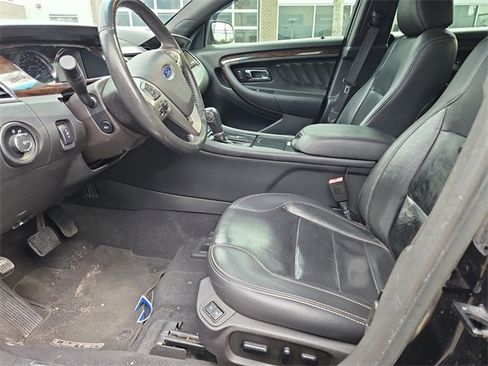 Used 2019 Ford Taurus Limited image 10