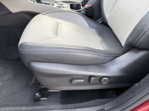 Certified 2024 Subaru Forester Limited image 29