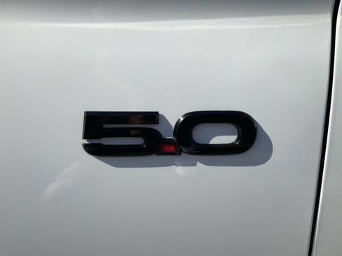 Used 2016 Ford Mustang GT Premium RWD image 6