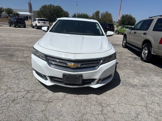Used 2014 Chevrolet Impala LT w/ Convenience Package FWD image 2