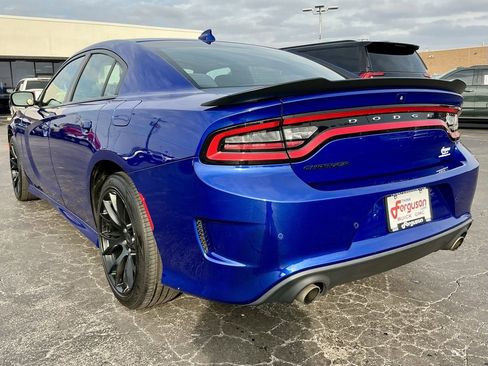 Used 2018 Dodge Charger SXT Plus w/ Blacktop Package image 13