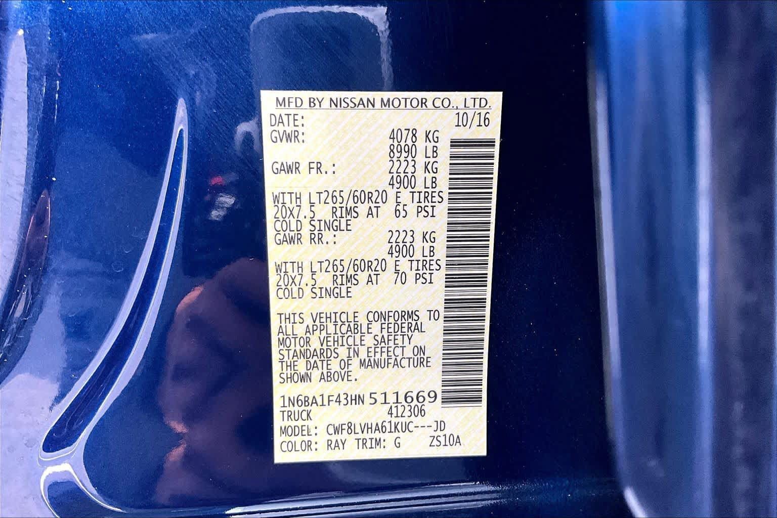 Used 2017 Nissan Titan SL AWD/4WD image 34
