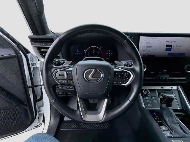 Used 2025 Lexus GX 550 AWD/4WD image 40