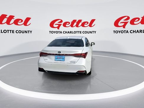 Certified 2020 Toyota Avalon Limited image 7