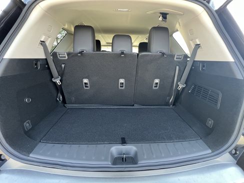 New 2026 Nissan Pathfinder SL image 34