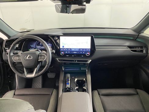 Used 2025 Lexus RX 450h AWD w/ Luxury Package image 16