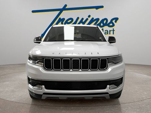 Used 2024 Jeep Wagoneer Series II w/ Flexible Seating Group AWD/4WD image 4