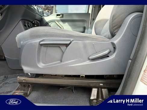 Used 2013 Ford Transit Connect XLT image 14