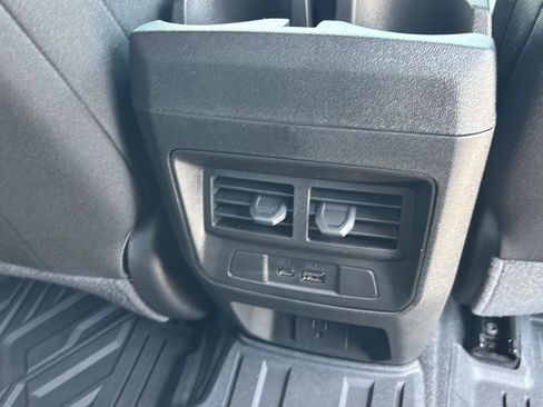 New 2025 GMC Canyon Elevation w/ Convenience Package image 23