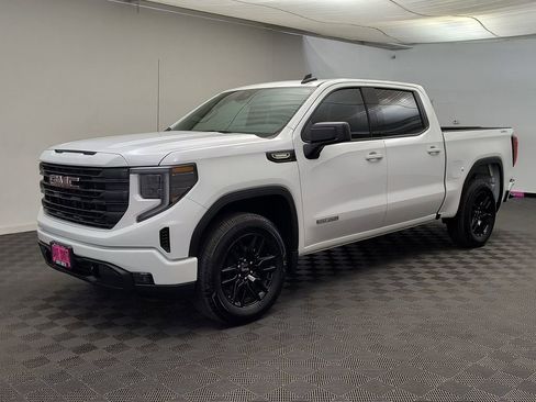 Used 2026 GMC Sierra 1500 Elevation AWD/4WD image 1