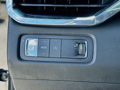 Used 2024 GMC Acadia Denali w/ Super Cruise Package FWD image 10